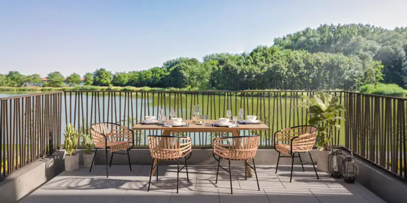 Ruim en lichtrijk doorkijkappartement op de tweede verdieping met zonnig terras foto 3