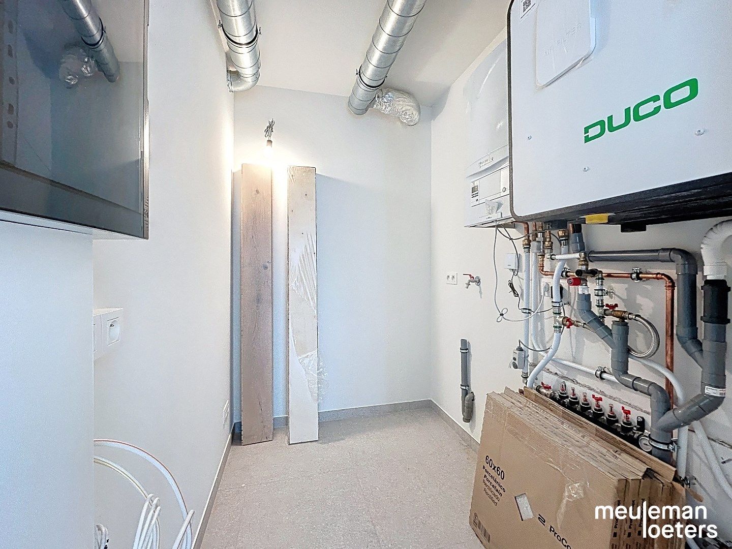 Nieuwbouw appartement met terras en garage foto 12