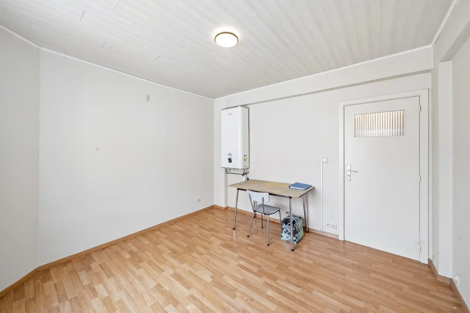 Instapklaar appartement met 2 slaapkamers te Oostende foto 14