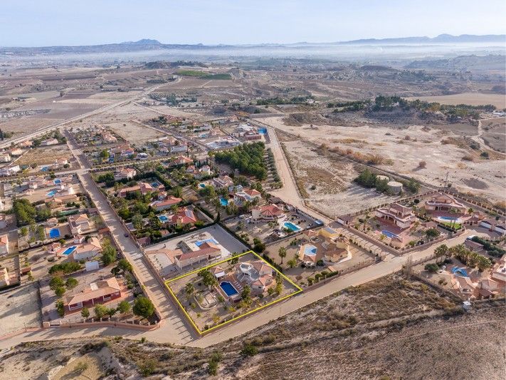 SCHITTERENDE VILLA IN CAMPOS DEL RIO MET PRIVÉZWEMBAD - IDEALE TWEEDE WONING IN SPANJE foto 3