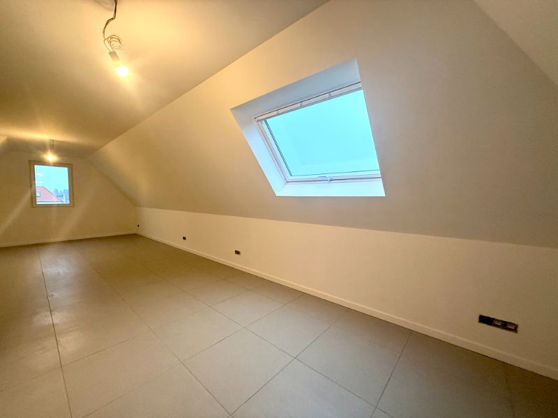 Ruime nieuwbouwwoning met 3 slaapkamers, tuin en carport foto 19