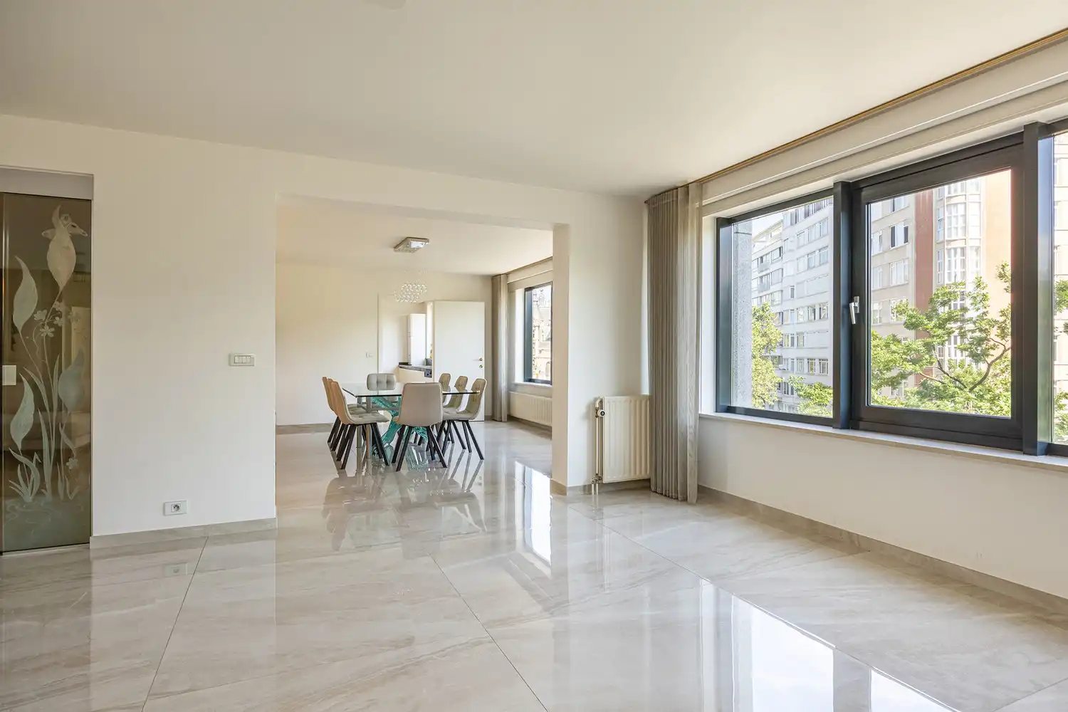 Royaal en energiezuinig hoekappartement (EPC B/260m²) met 4 slaapkamers, 3 badkamers op gewilde locatie aan het Stadspark – optionele parkings foto 9