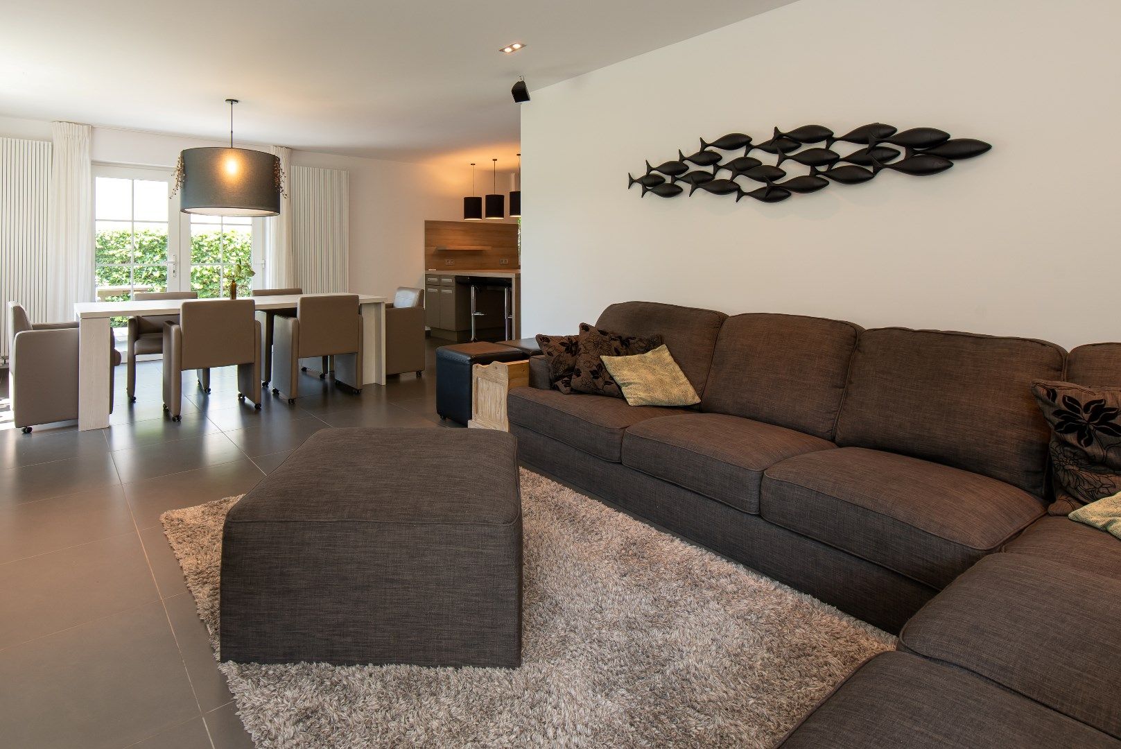 Gerenoveerde villa met 5 slpk's foto 4