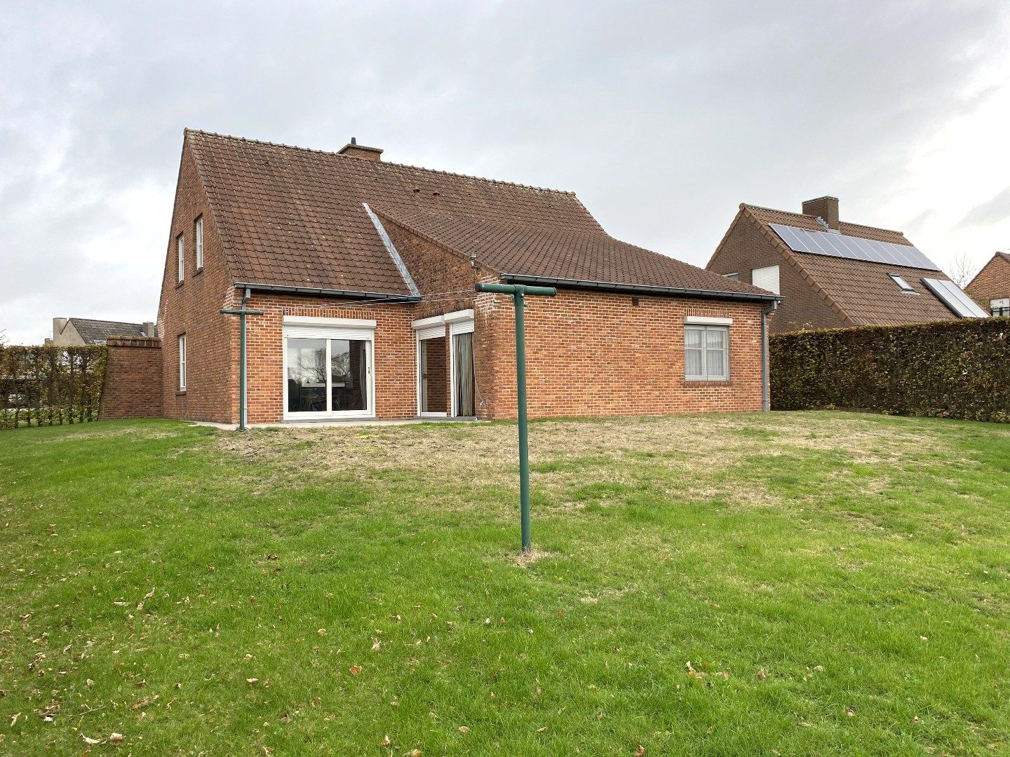 ALLEENSTAANDE WONING MET 3 SLAAPKAMERS | GARAGE EN TUIN IN RUSTIGE WOONWIJK foto 14