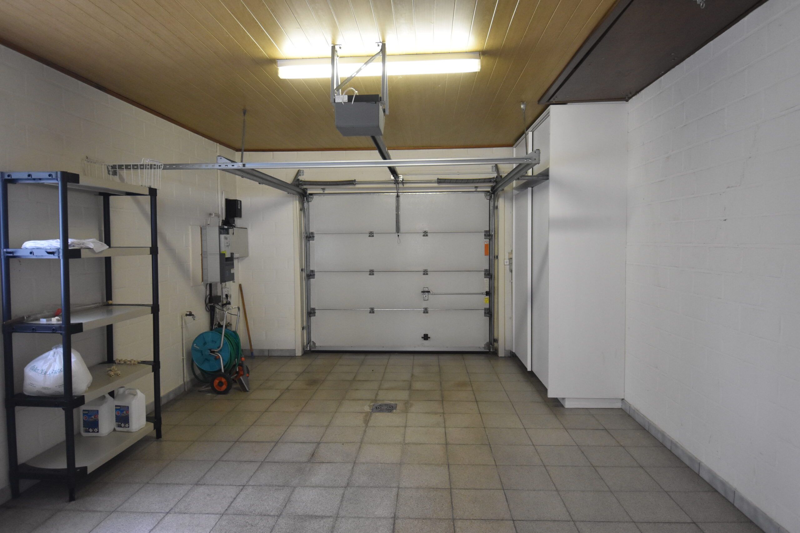 Ruim landhuis met prachtige tuin in rustige straat in Nieuwkerken foto 18
