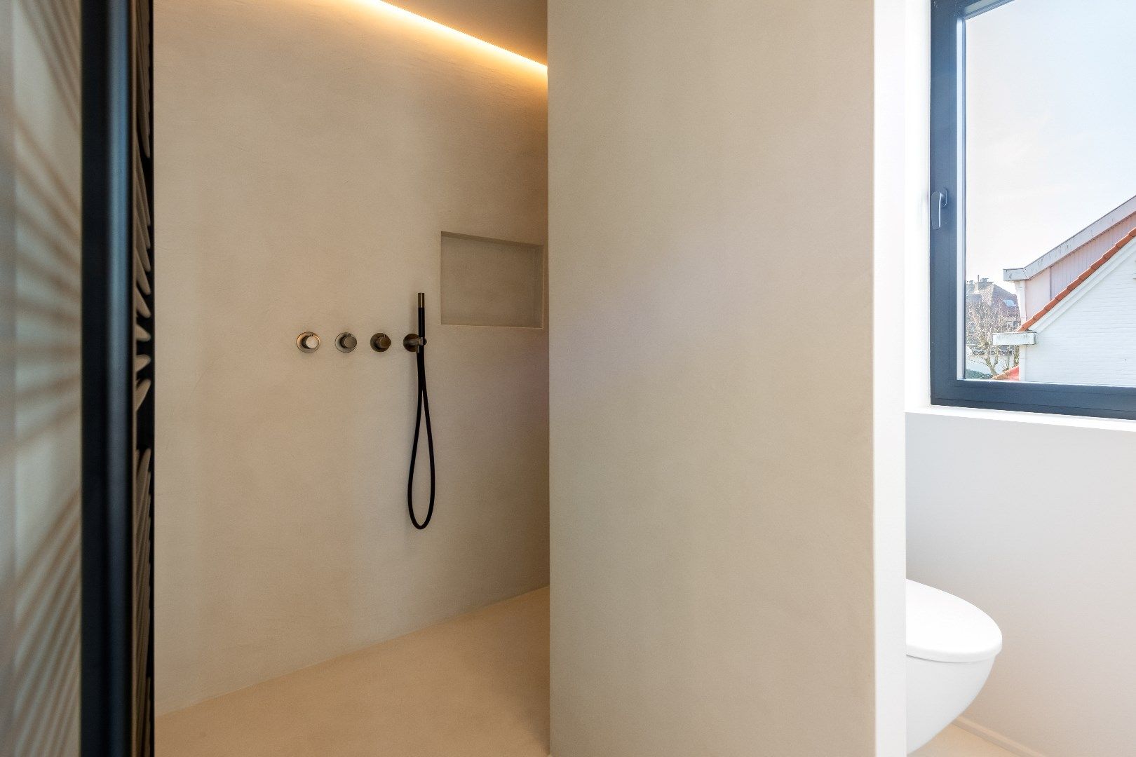 Nieuwbouw koppelvilla dichtbij het centrum van Knokke en op wandelafstand van het strand foto 15