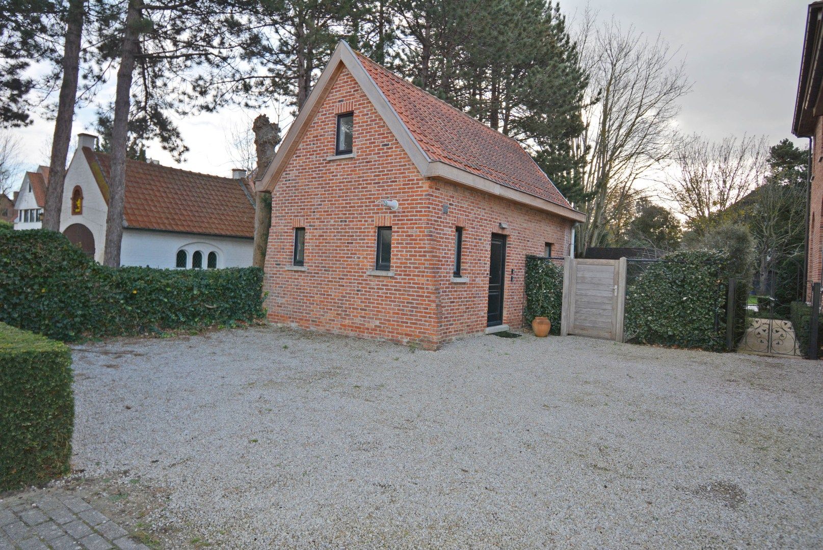 Charmante woning met tuin, terras en 2 slaapkamers. foto 14