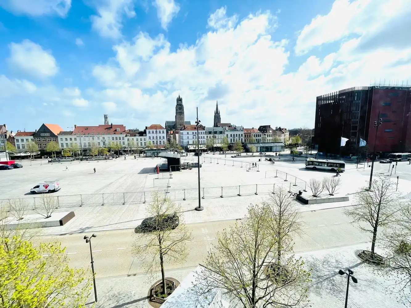 Brugge centrum, op 'Zand EXCLUSIEF GEMEUBELD APPARTEMENT MET ZONNETERRAS&nbsp; &nbsp; &nbsp;ALLES GLOEDNIEUW&nbsp; &nbsp; &nbsp;TOPKWALITEIT foto 3