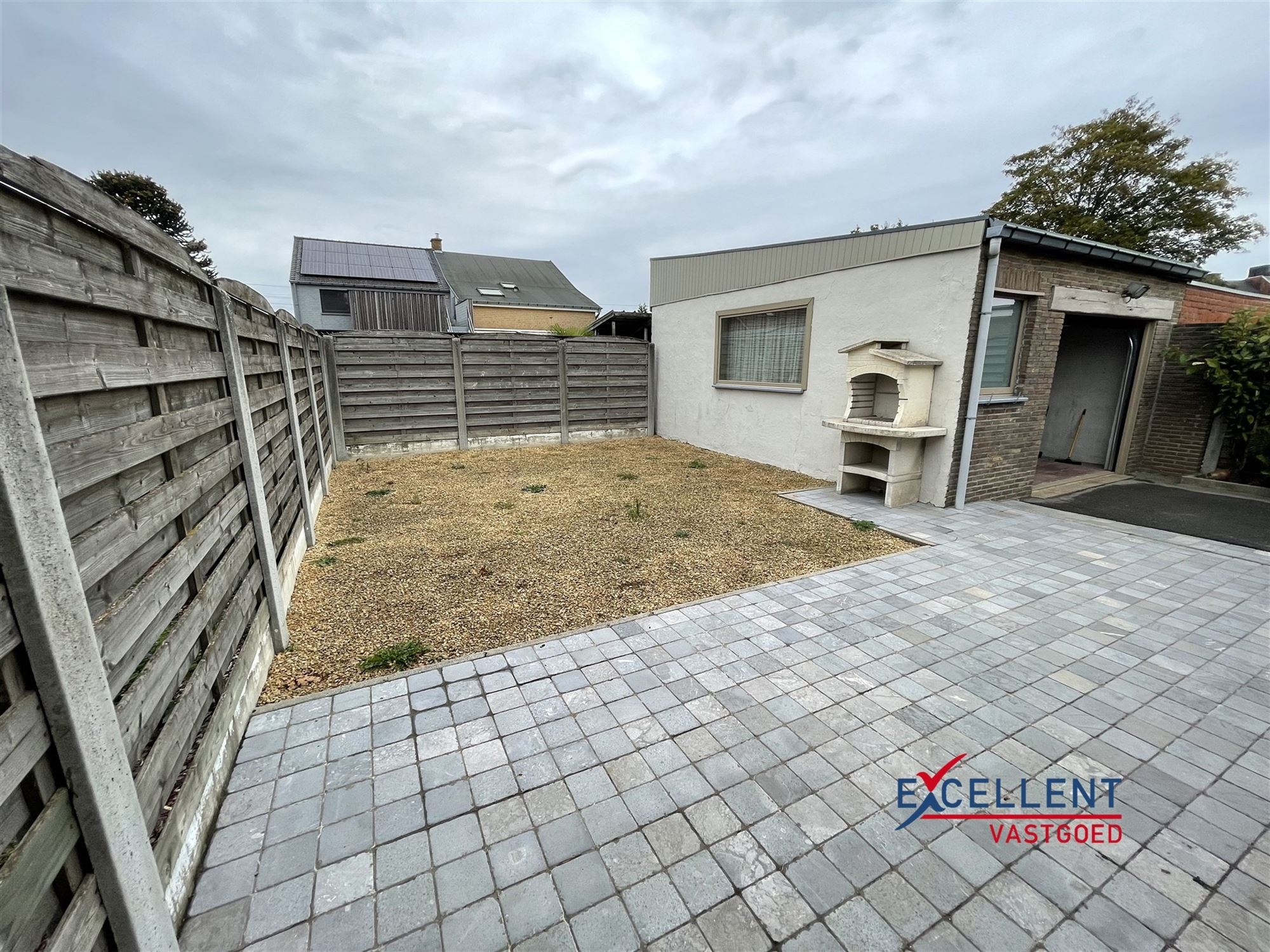 Bungalow met 2 slaapkamers te huur in Drongen foto 9
