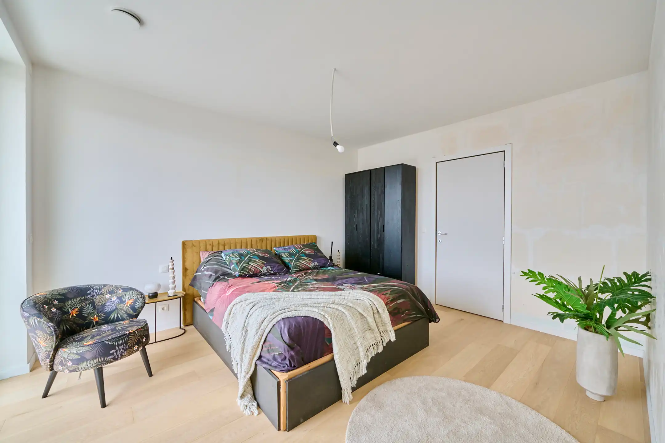 INSTAPKLAAR DOORZONAPPARTEMENT, 108m², 2 SLAAPKAMERS foto 11