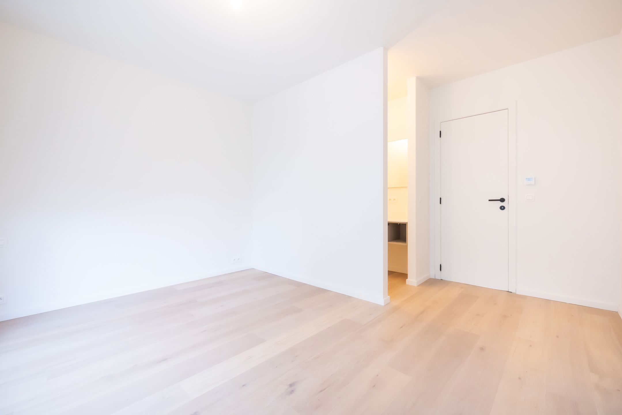 Prachtig nieuw appartement 2 slaapkamers + 3 terrassen  foto 9