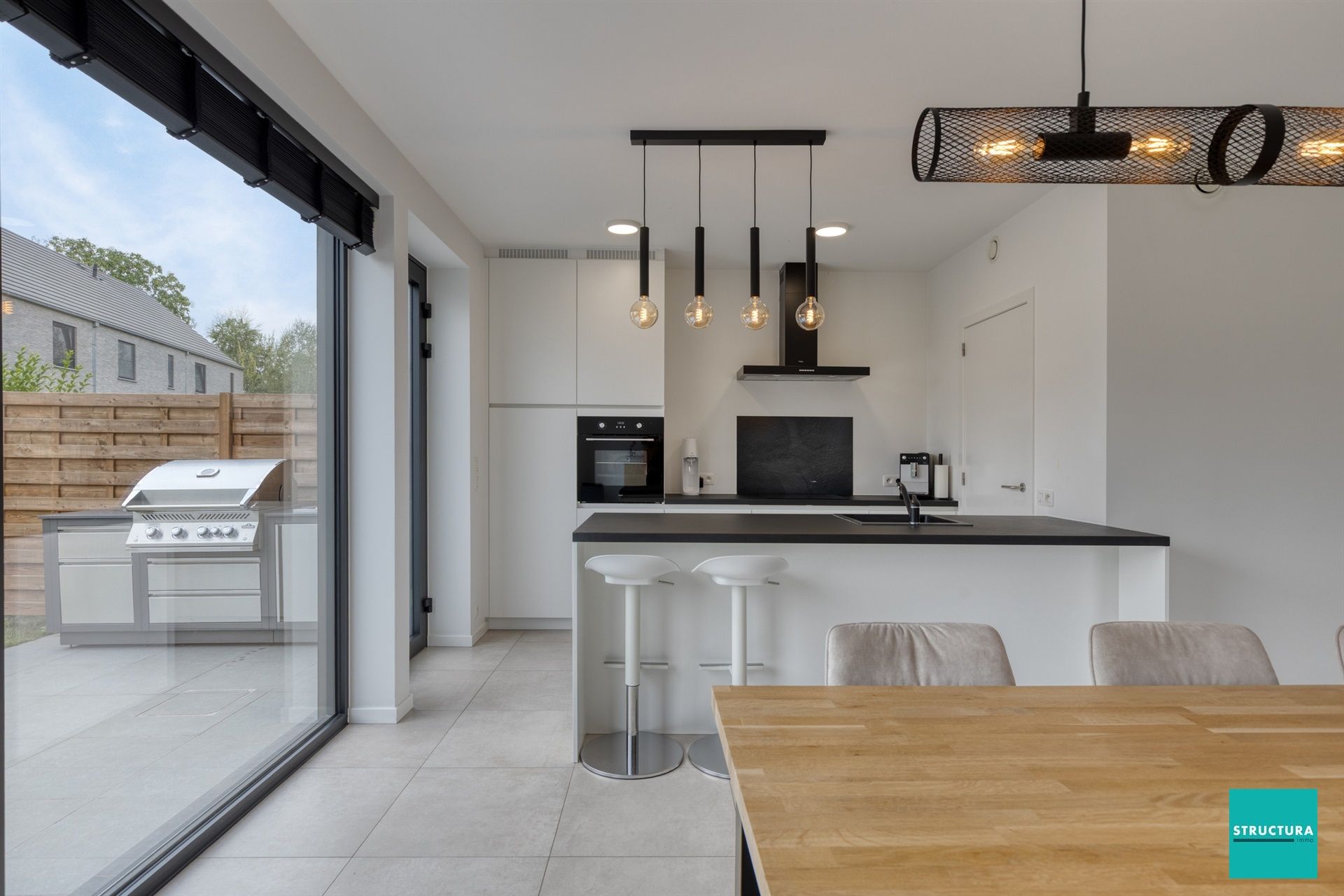 Prachtige nieuwbouwwoning (onder RR-rechten) foto 10