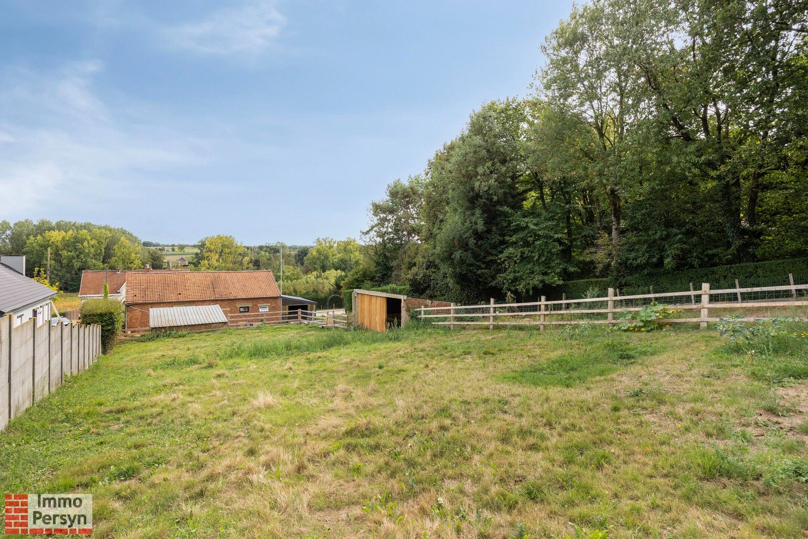 Grotendeels gerenoveerde woning met ruime tuin op 17a75ca foto 3