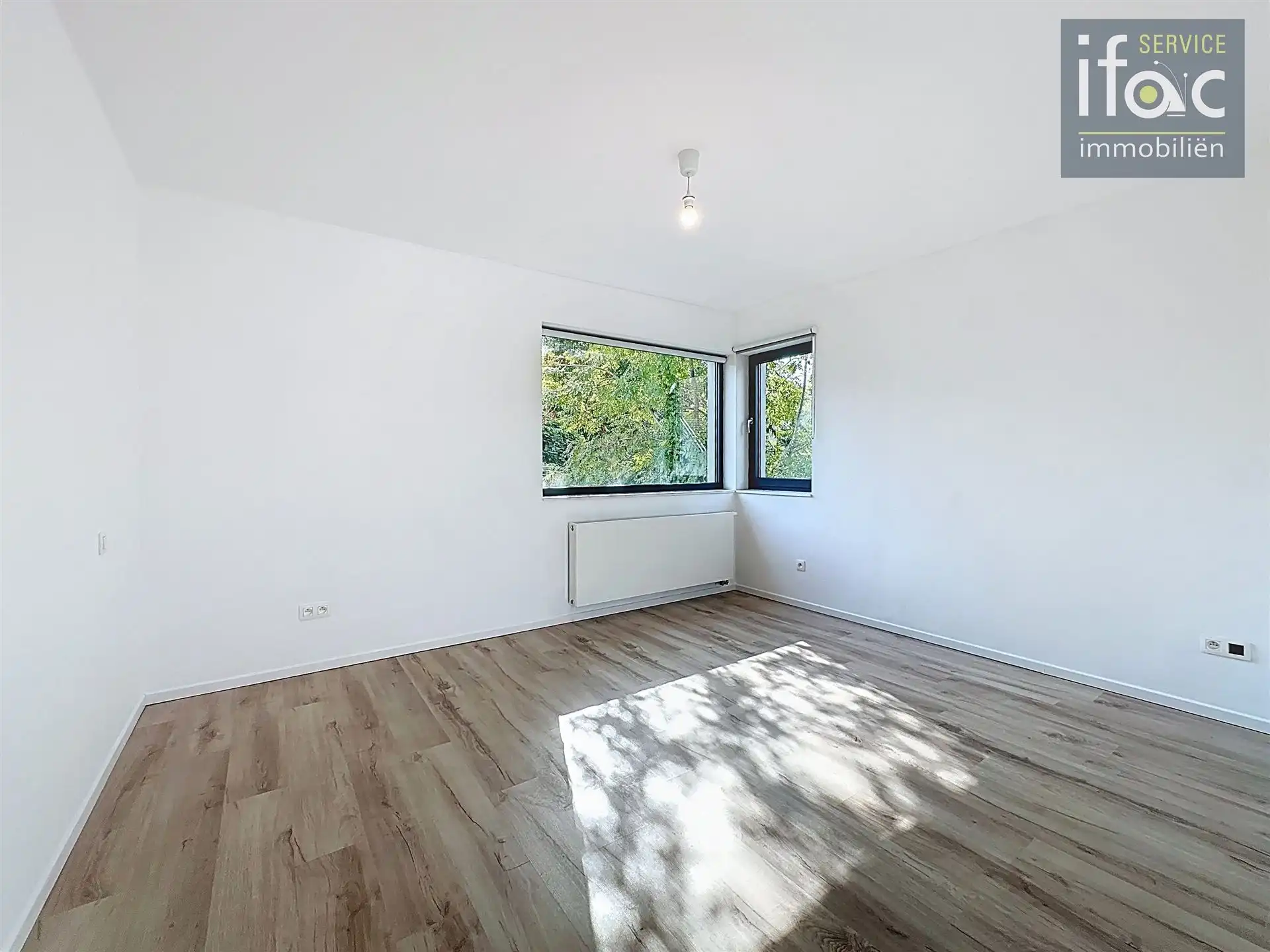 Moderne villa met 6 slaapkamers en zonnige tuin in wijk Arboretum foto 10