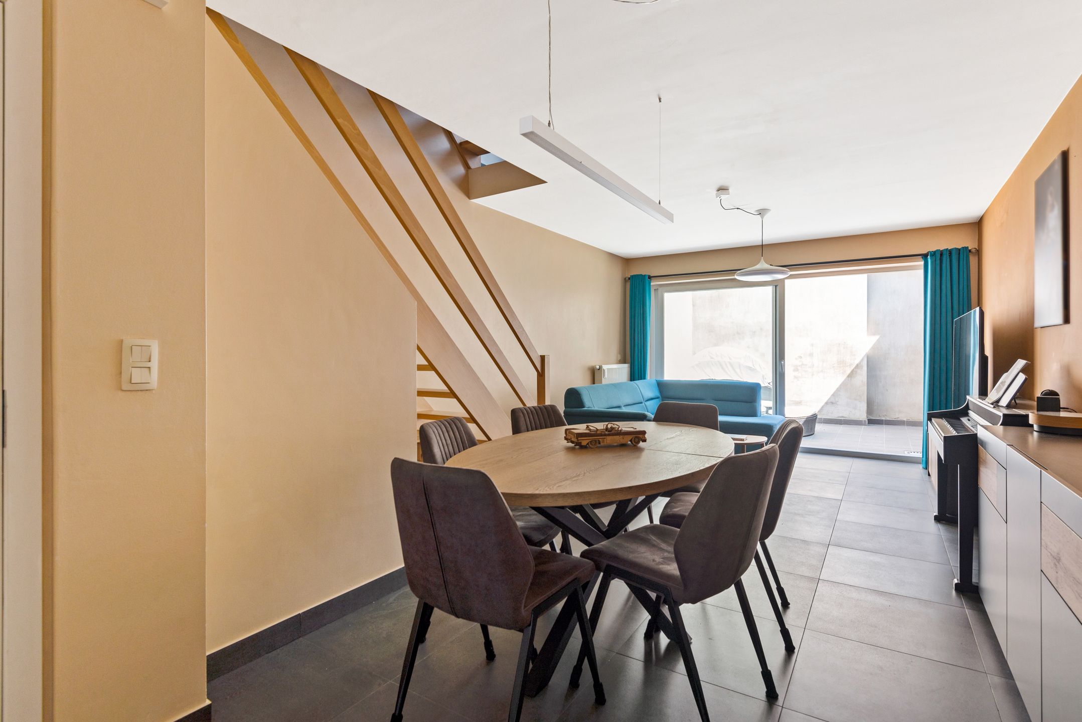 Recente drie-slaapkamerwoning te Boom foto 3