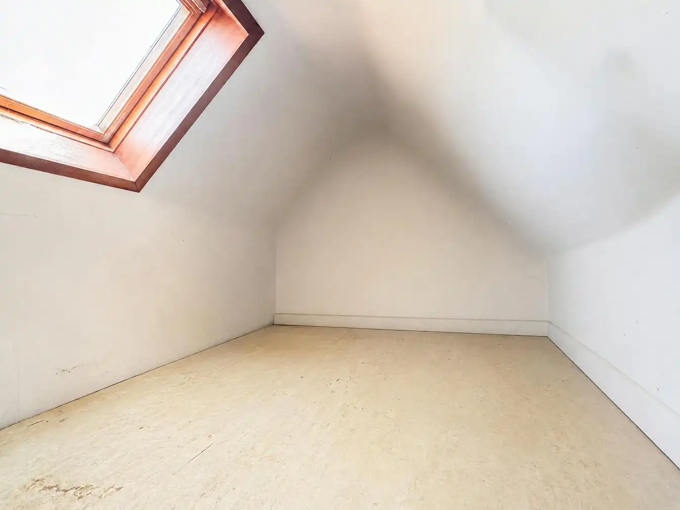 Karaktervol huis met 4 slaapkamers te koop in Brugge foto 13