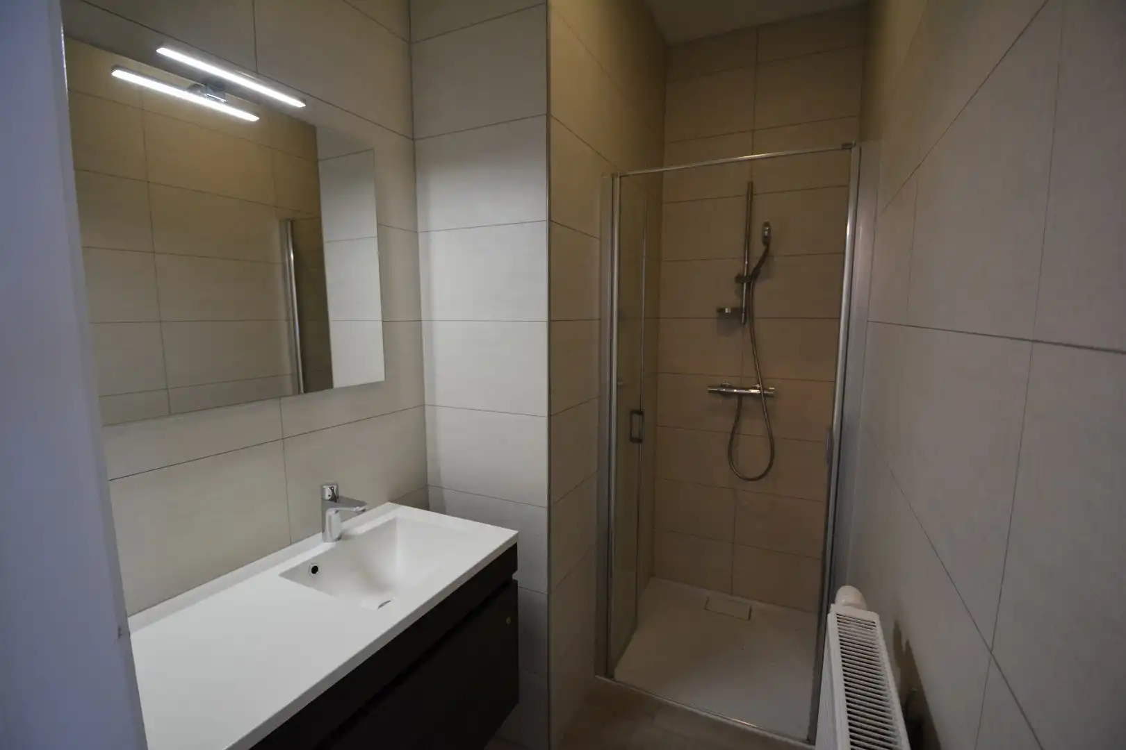 Gezellig en modern gelijkvloers appartement vlakbij de jachthaven  foto 8