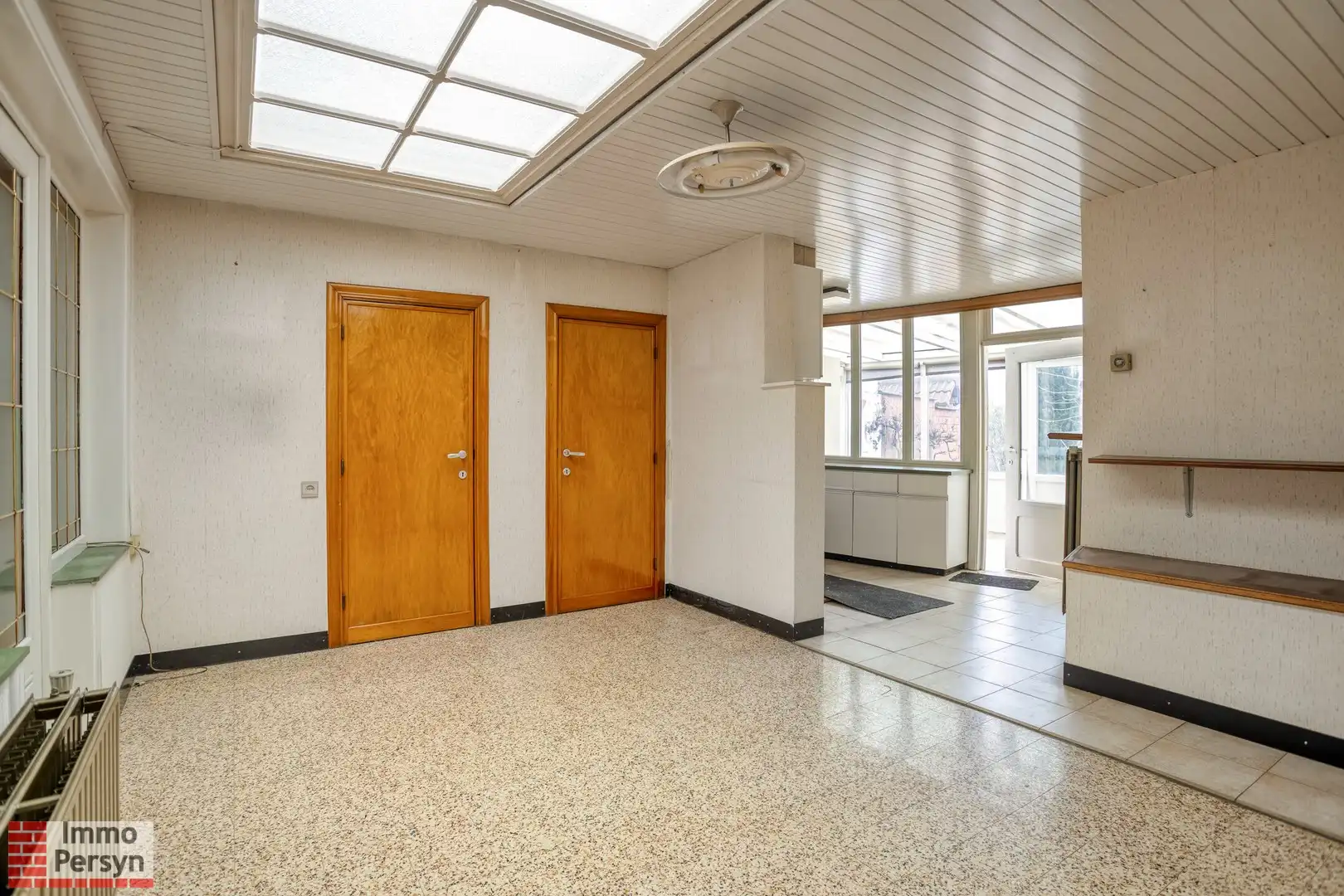 Unieke investeringsopportuniteit: Twee te renoveren woningen met tuin en achteringang foto 4