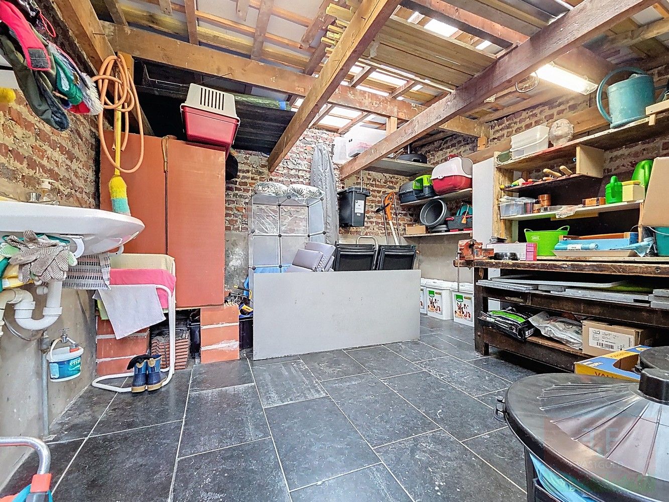 Instapklare eengezinswoning met prachtige tuin te Bavegem foto 24