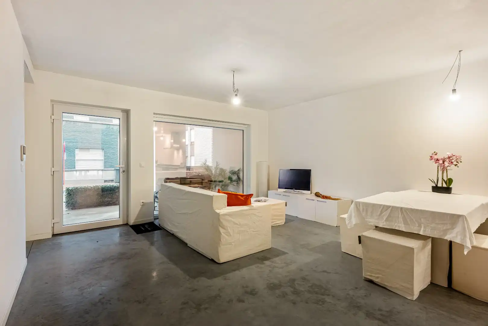 Gelijkvloers nieuwbouwappartement met parkeerplaats foto 6