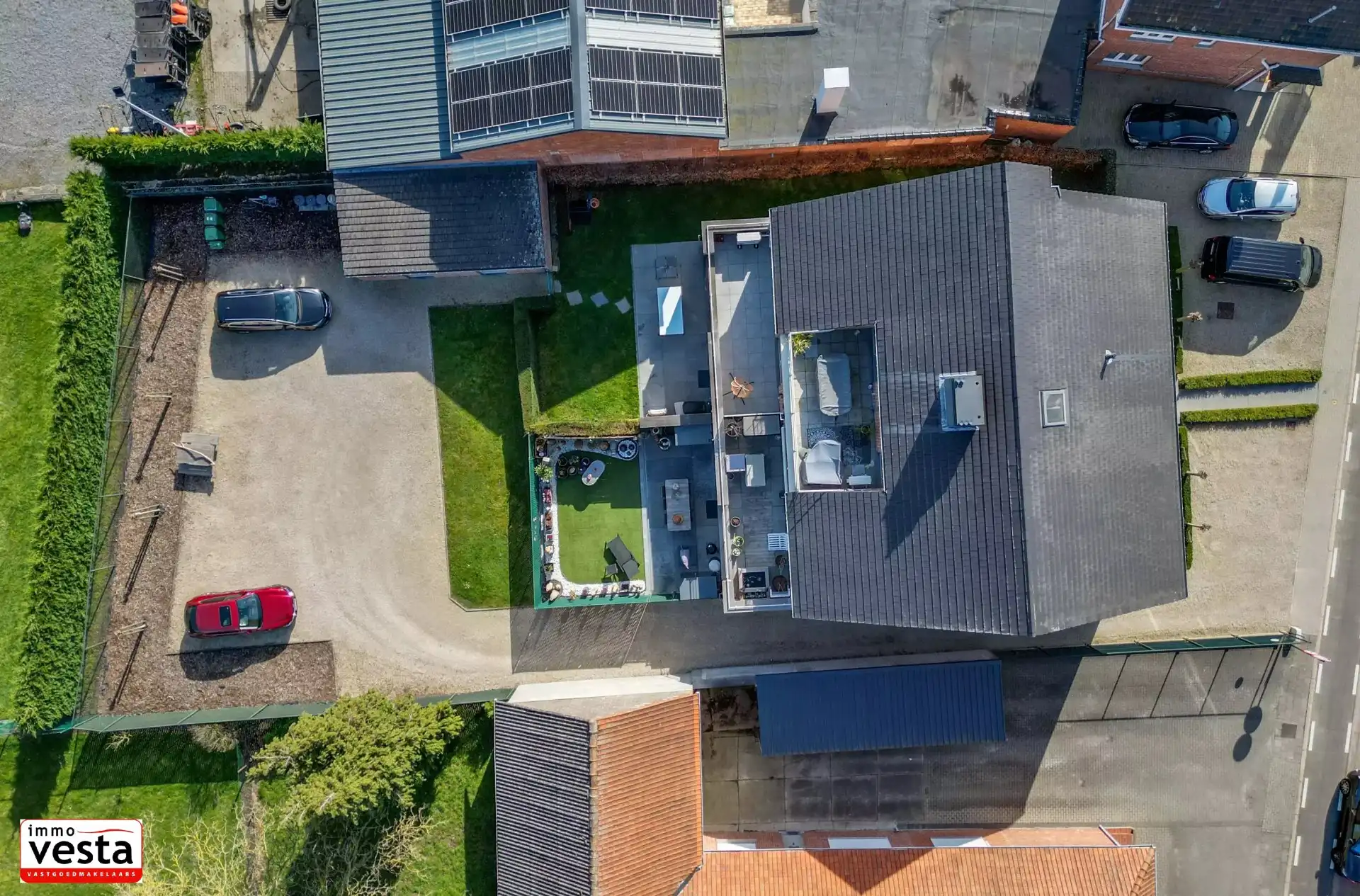 Luxueus gelijkvloers appartement met tuin foto 3