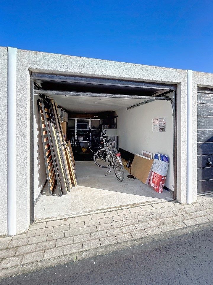 Rustig, doch centraal gelegen woning met 3 slaapkamers, tuin en garage foto 12