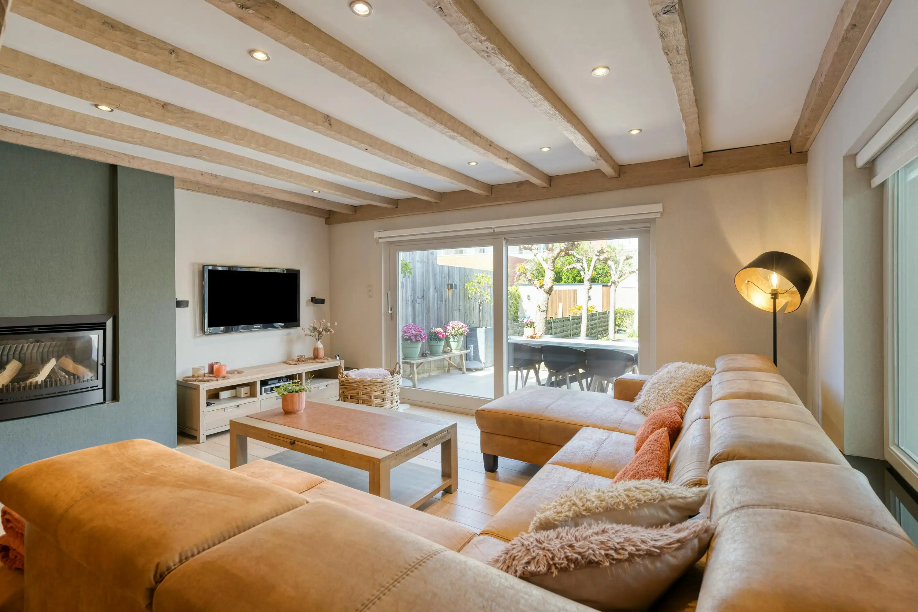 Verrassend ruim, polyvalent huis met 5 slaapkamers te Sint-Kruis foto 8
