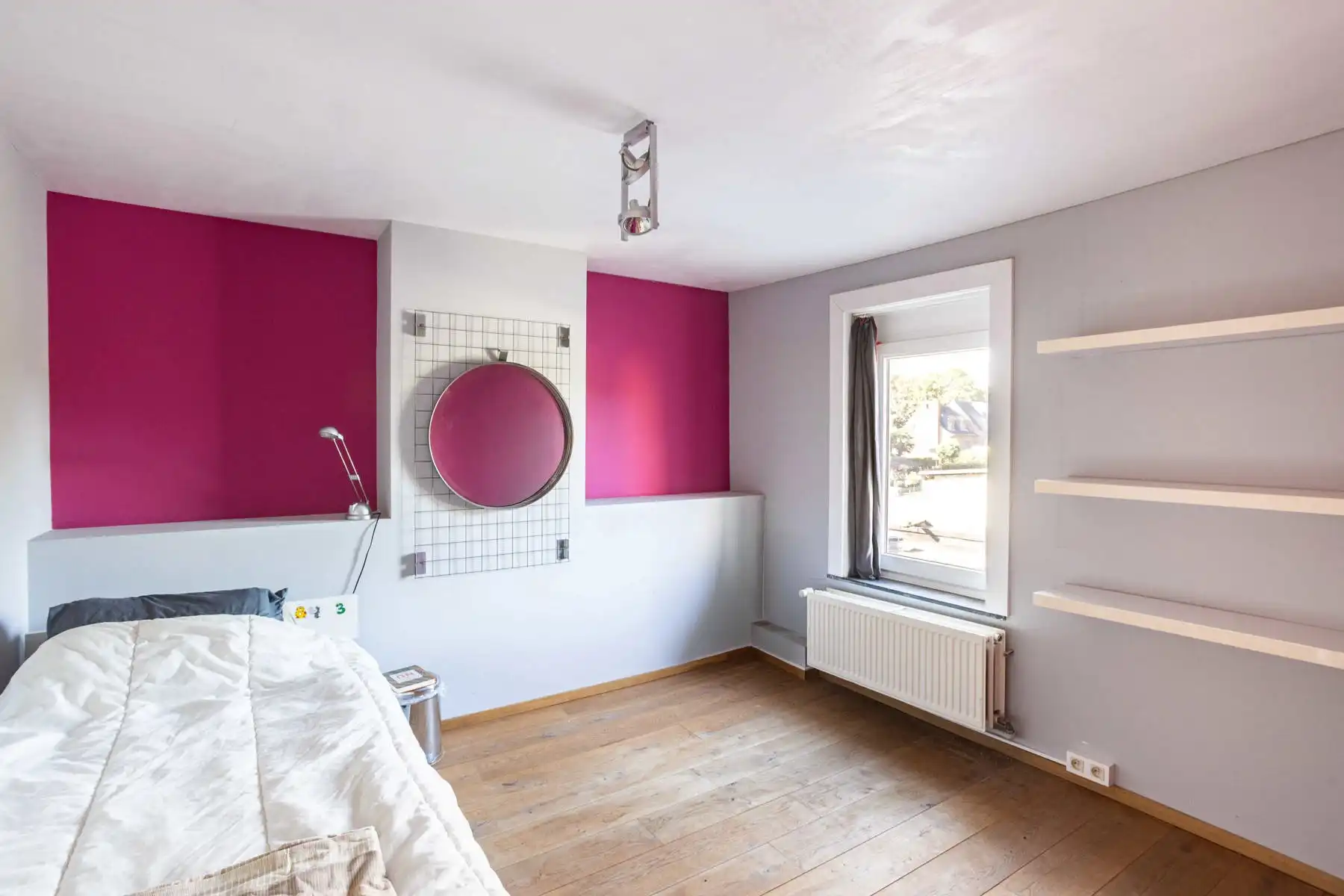 Instapklare woning met 3 slaapkamers en zwembad! foto 23