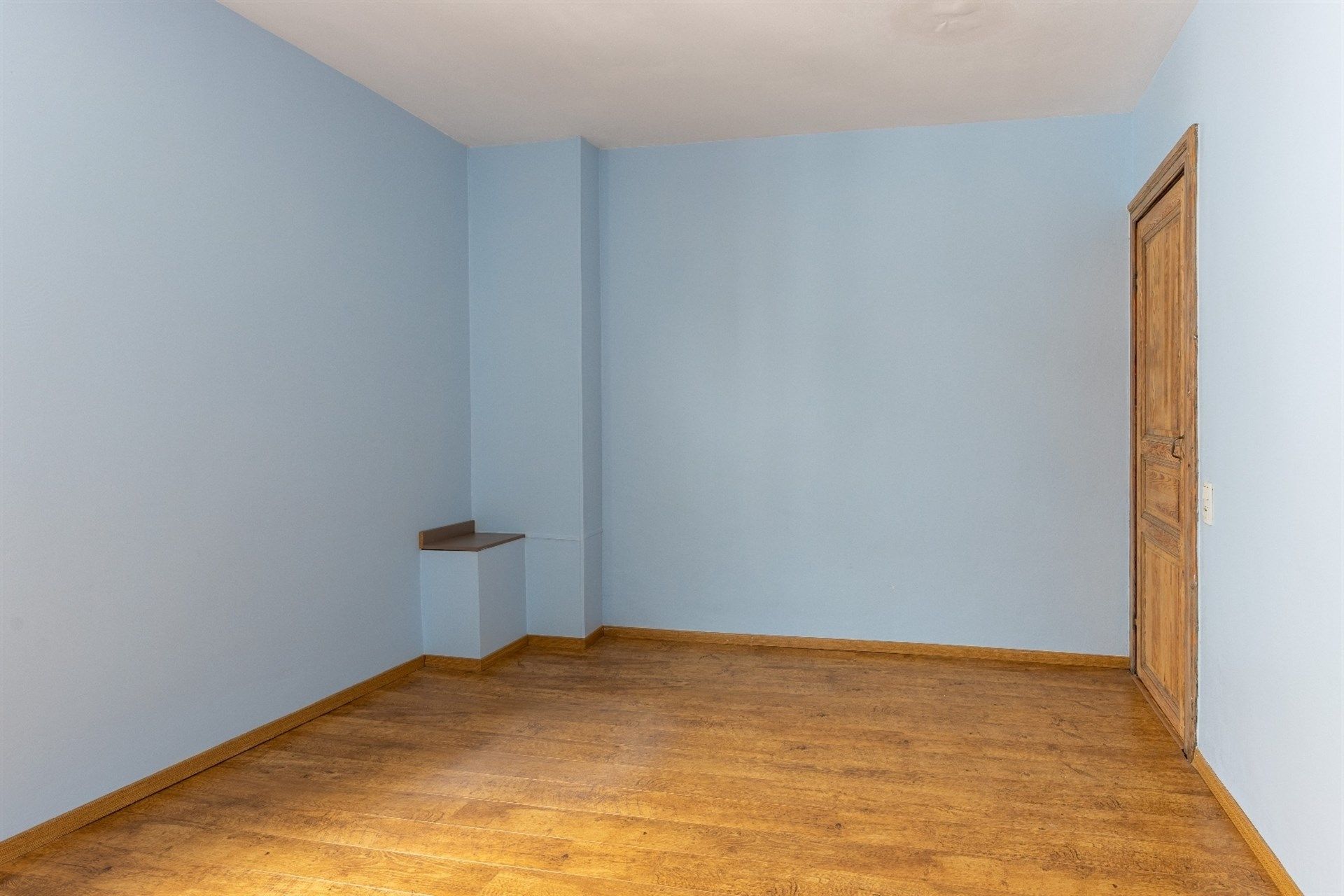 Ruime woning met 3 slaapkamers in het centrum. foto 21