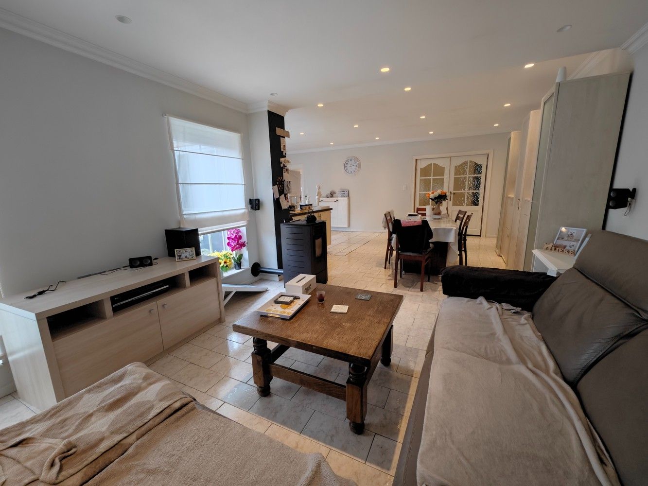 Grotendeels gerenov. gezinswoning met ruimte voor zelfst. activiteit foto 13