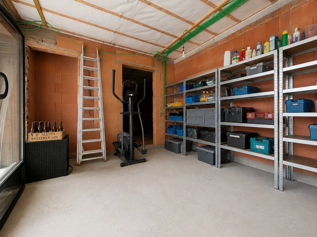 Woning met potentieel in Zerkegem – 20 zonnepanelen & nieuw dak foto 13