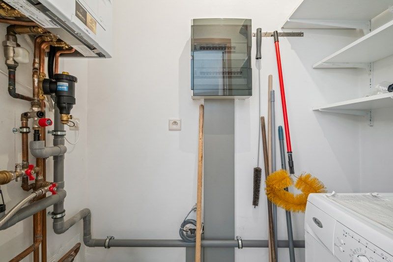 Gelijkvloers appartement met 2 slaapkamers, zonnig terras en een zeer ruime garage! foto 9