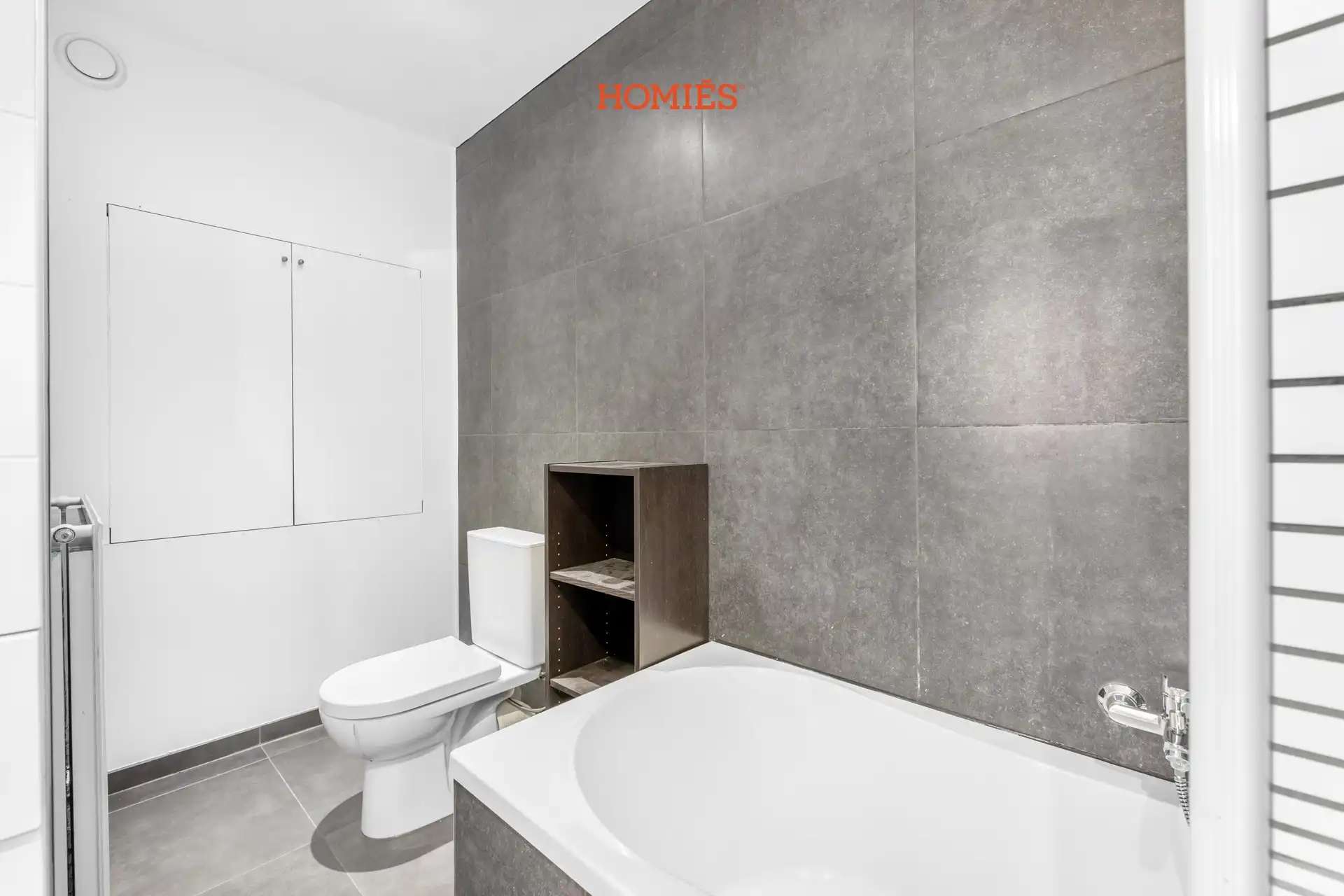 Gerenoveerde centrumwoning met 5 slaapkamers en staanplaats! foto 8