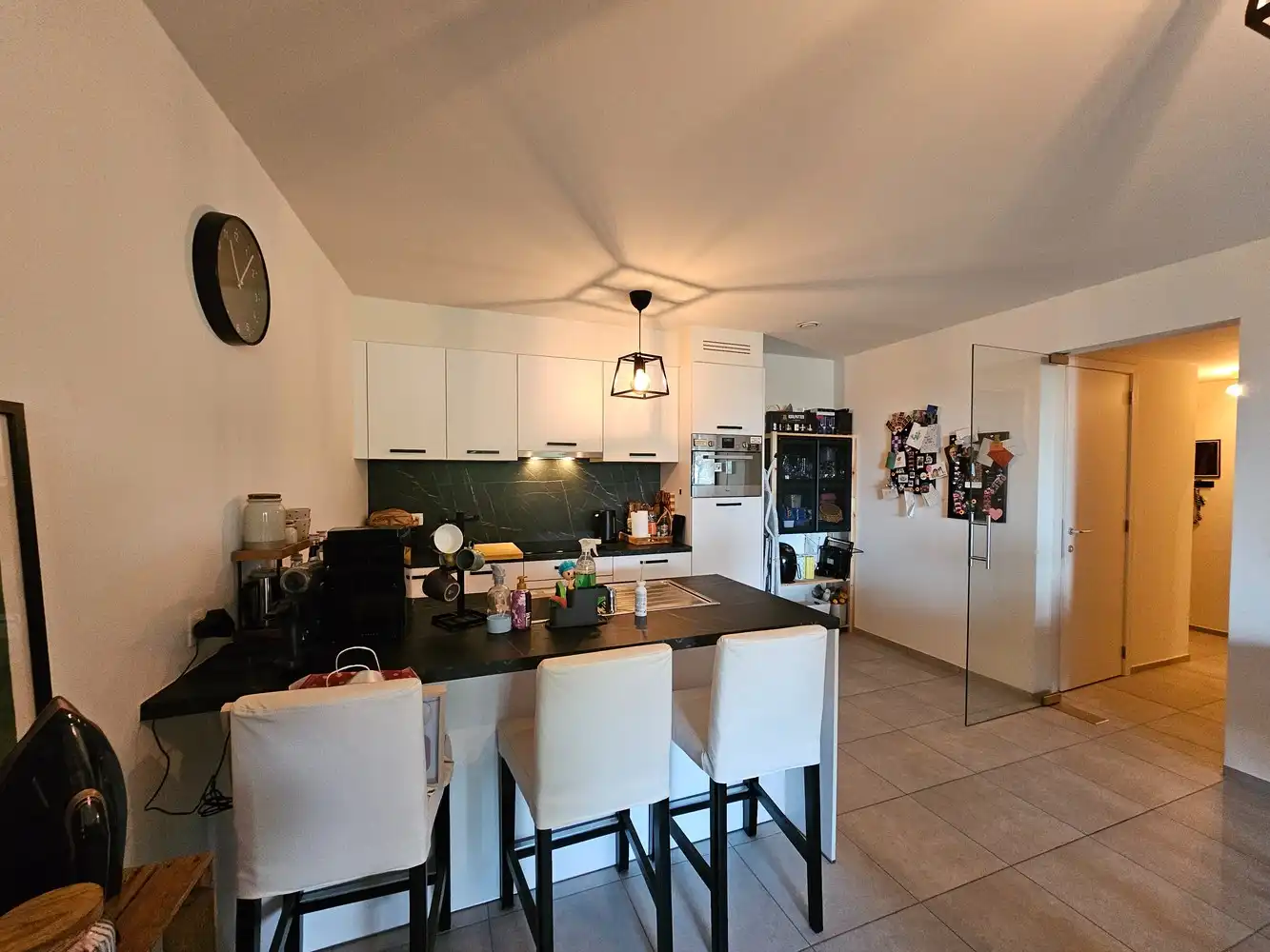 Stijlvol appartement van 75m² in het centrum van Maasmechelen. foto 2