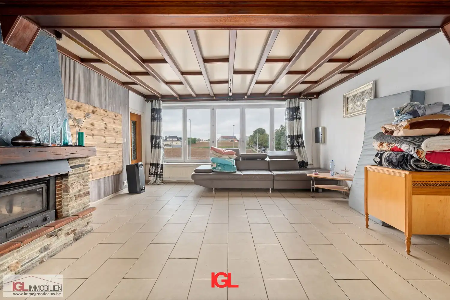 Handelspand met 2 handelsruimtes en 1 appartement te koop op AAA locatie foto 29