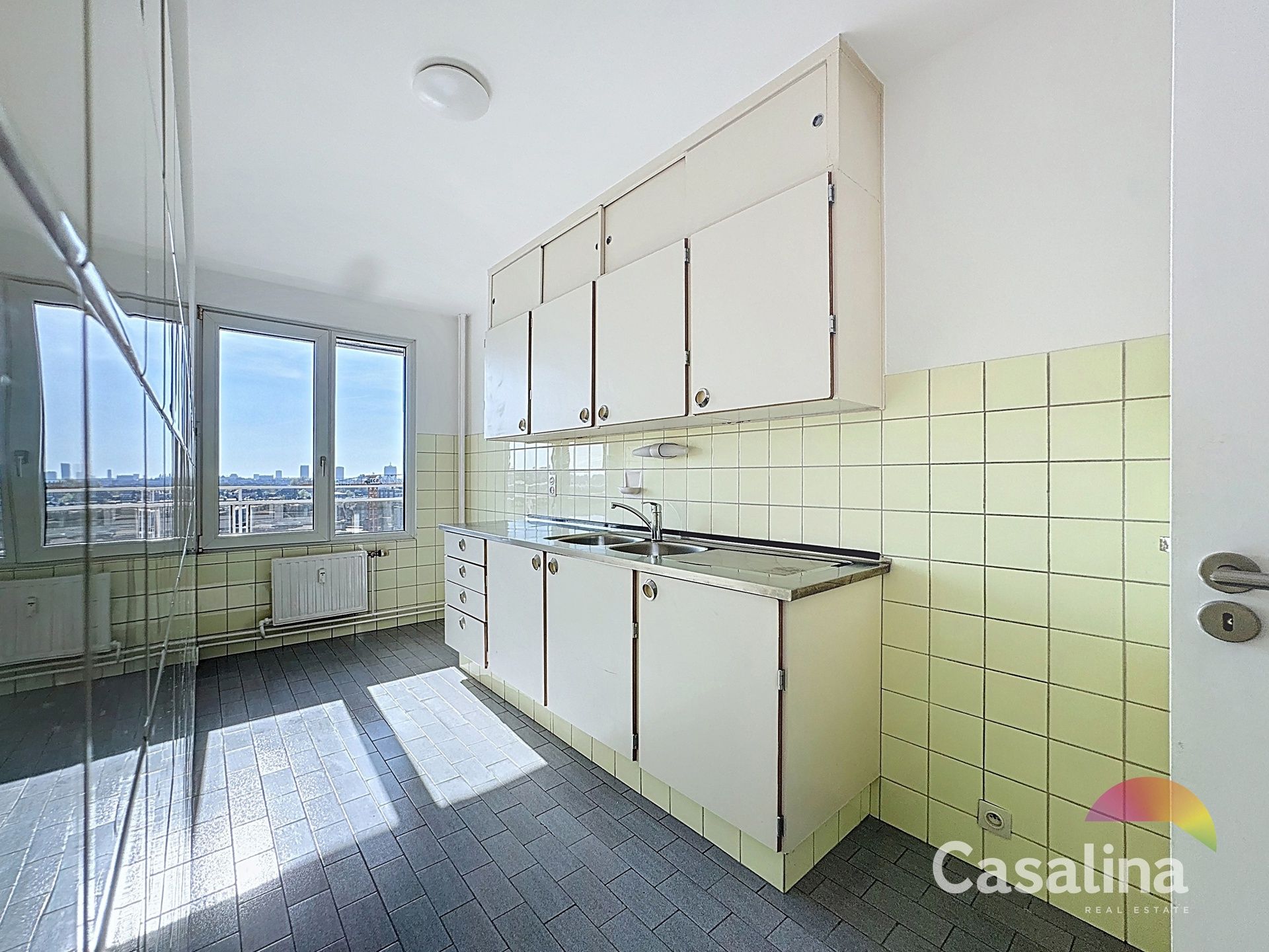 Appartement + terras met panoramisch zicht  foto 5