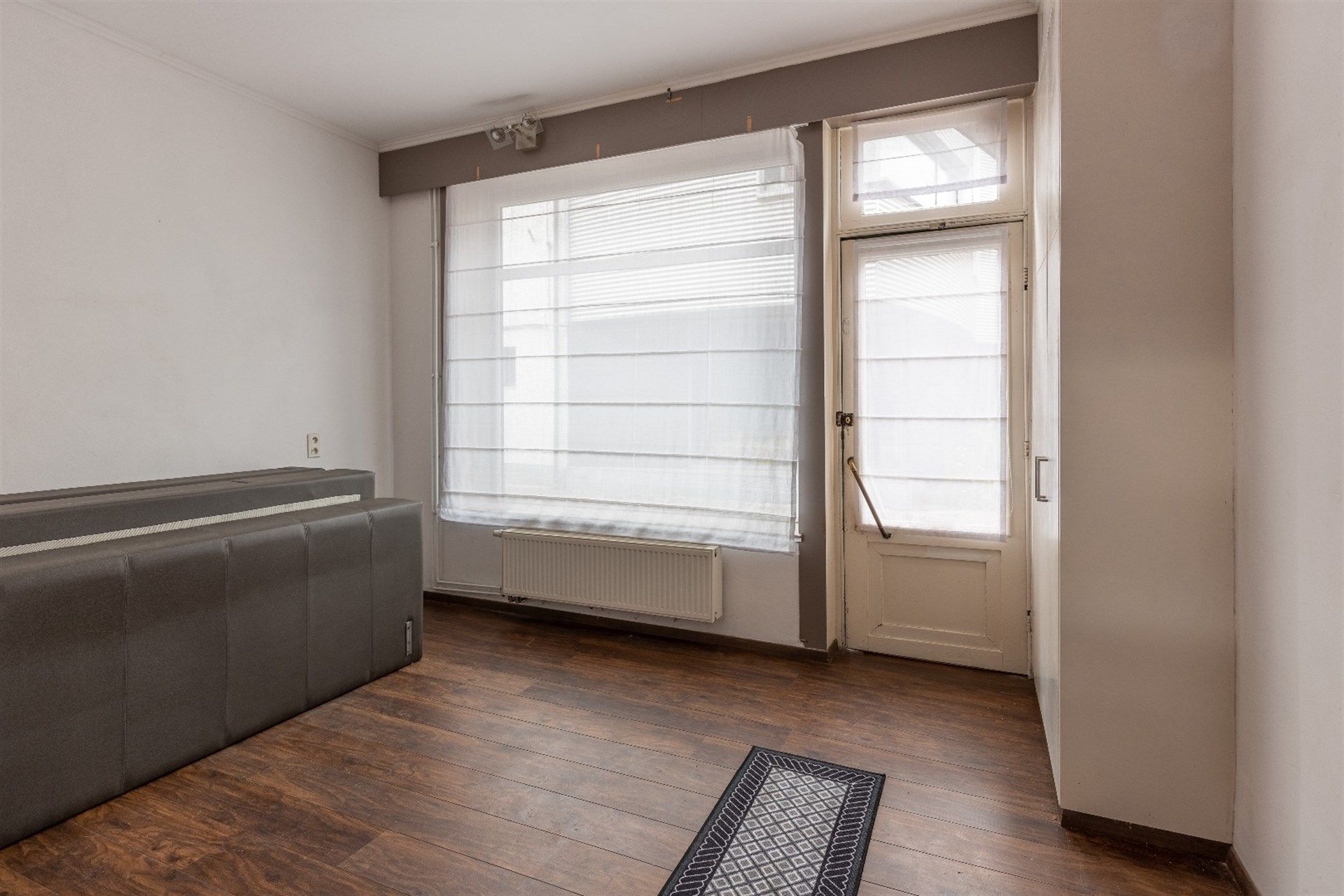 Ruime woning met 3 slaapkamers in het centrum. foto 2