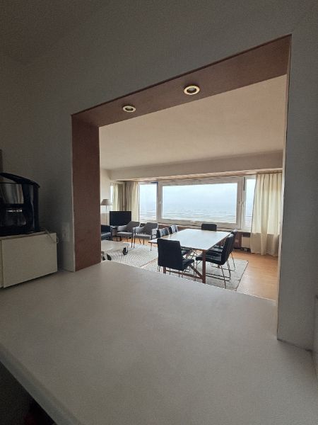 3-slaapkamer appartement, op de zeedijk, te huur op jaarbasis foto 4