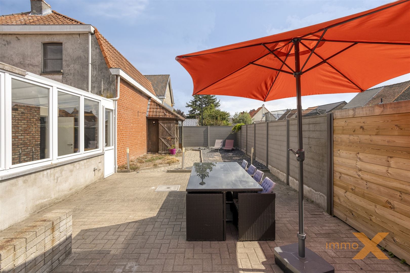 GEZELLIGE GROTENDEELS GERENOVEERDE WONING MET TUIN foto 16