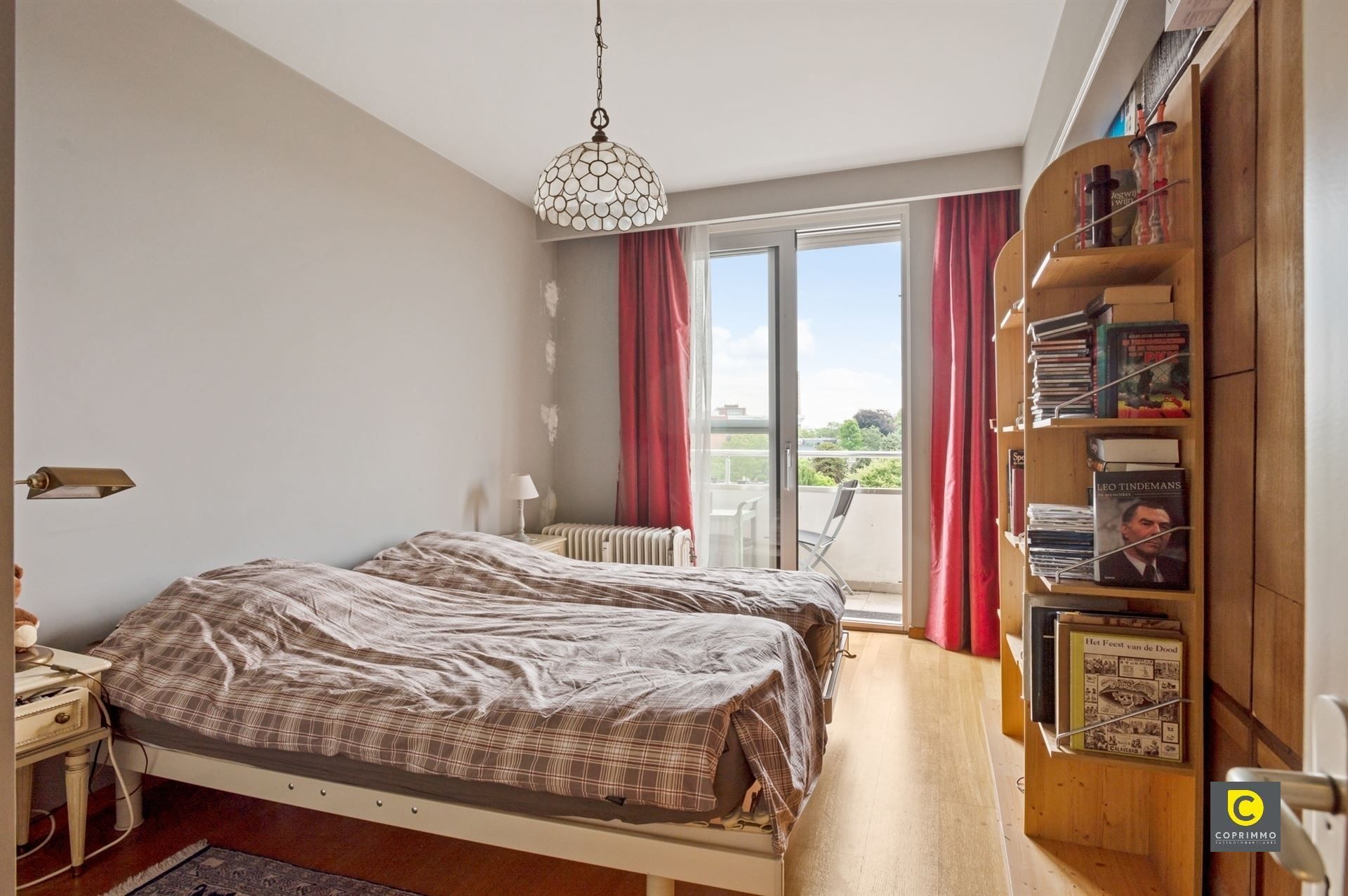 Op te frissen 4 slaapkamer appartement op toplocatie! foto 4