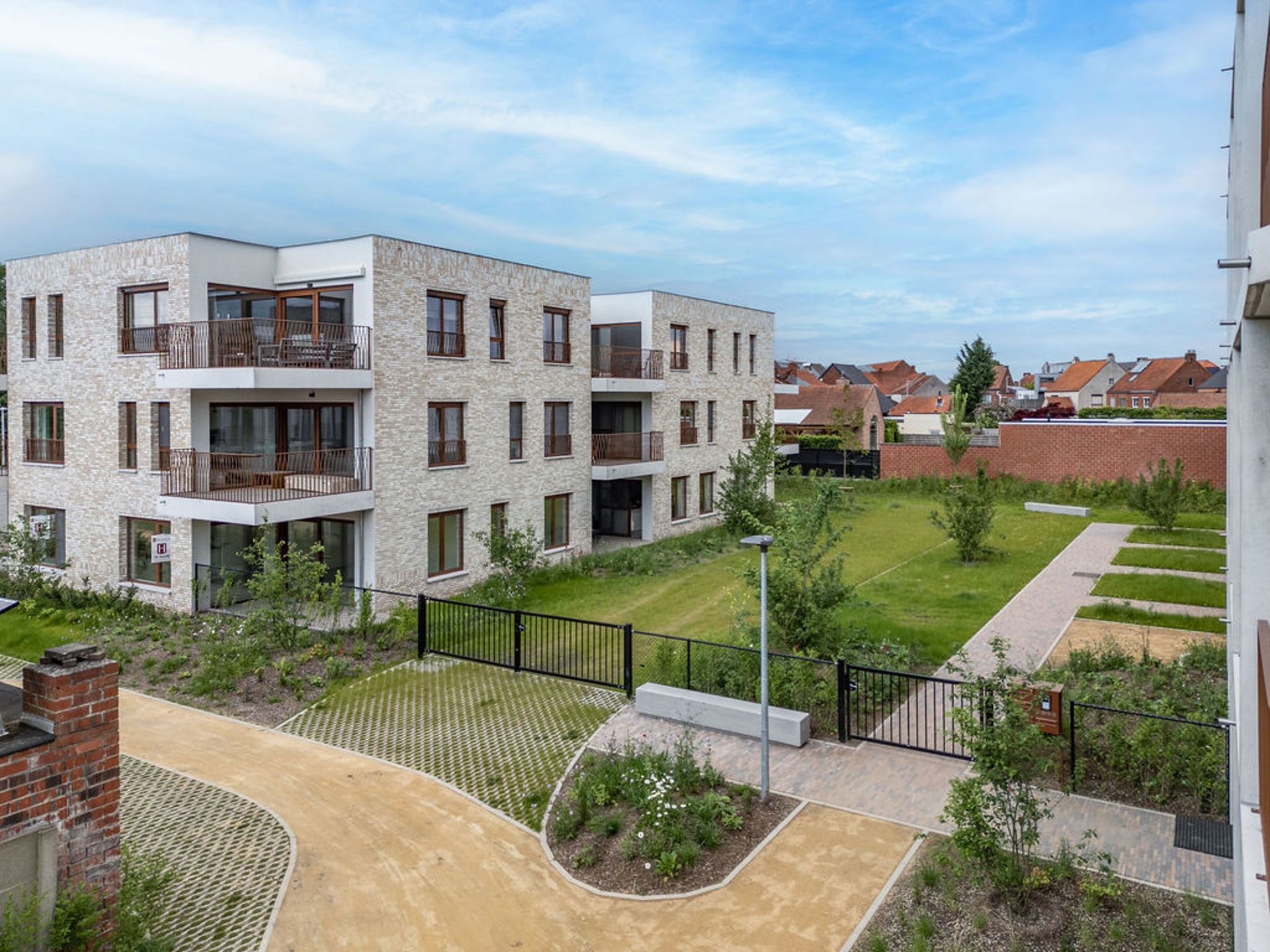 Uitzonderlijk wonen in een groen binnengebied in het centrum foto 8