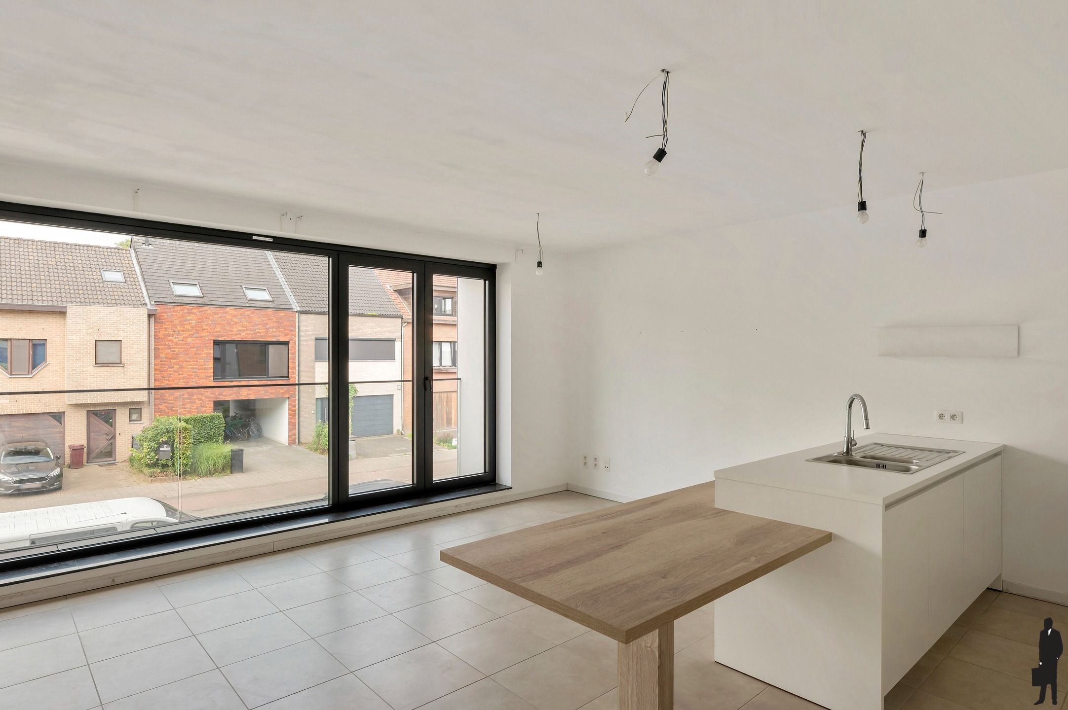 Lichtrijk appartement met 2 slaapkamers, ruim terras en staanplaats – bouwjaar 2021 foto 2