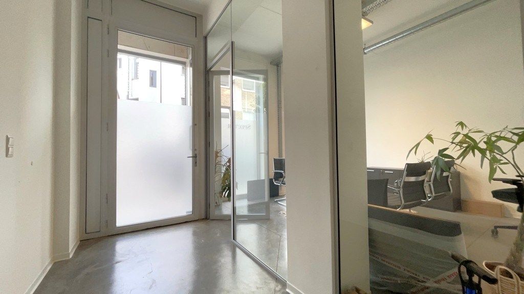 Gelijkvloers kantoor te huur aan het Zuid in Antwerpen foto 15