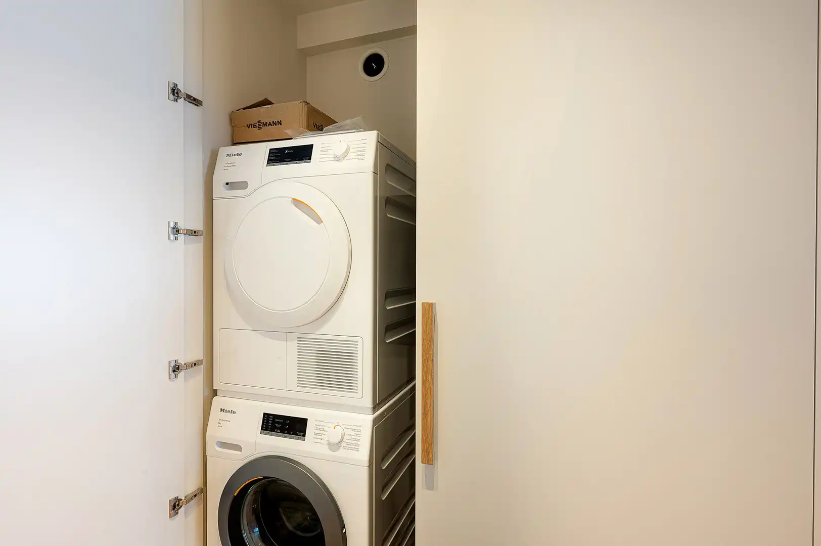 Gerenoveerd appartement met 3 slaapkamers en zijdelings zeezicht. foto 19