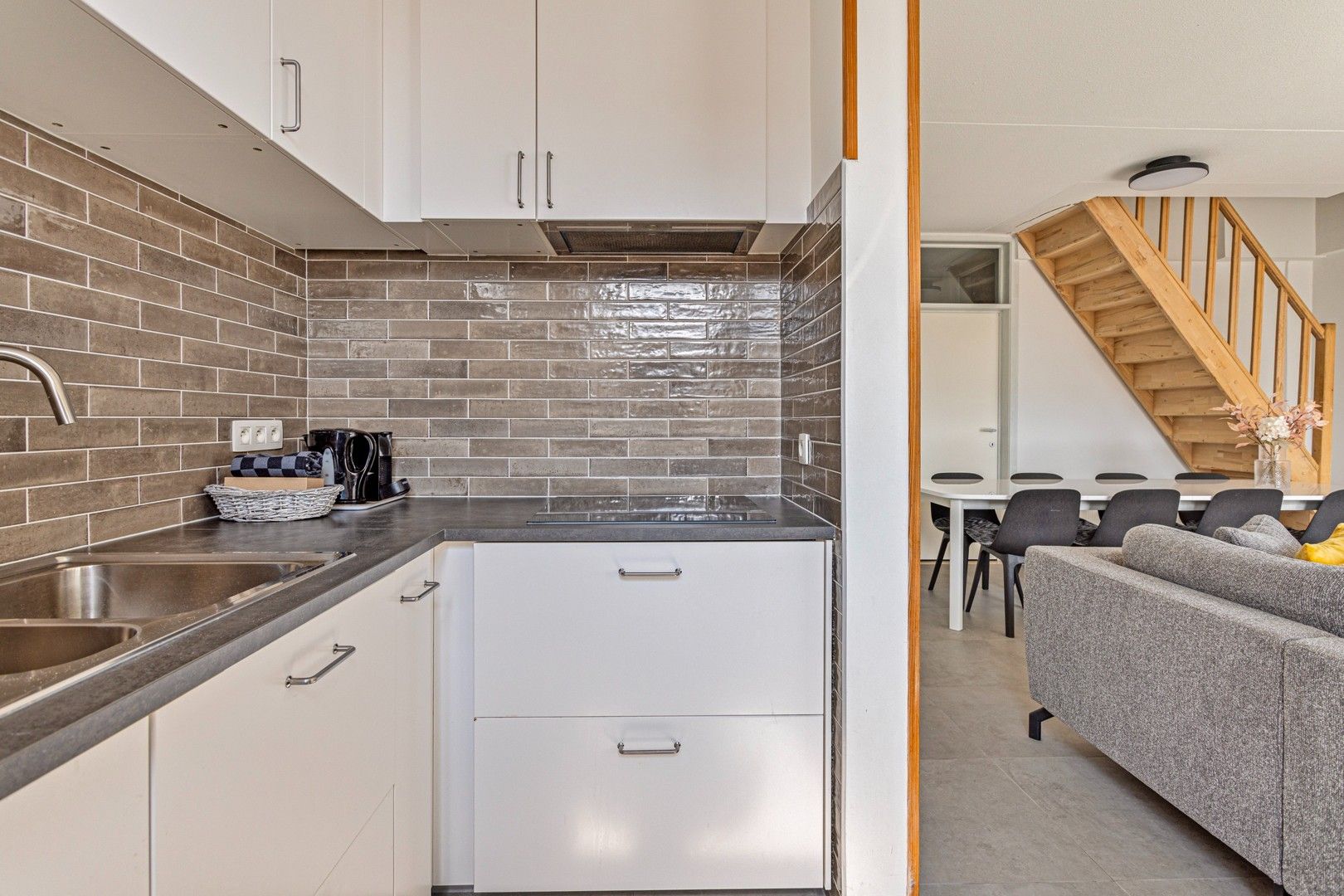Ruim appartement met zeer groot zonneterras te Blankenberge foto 2