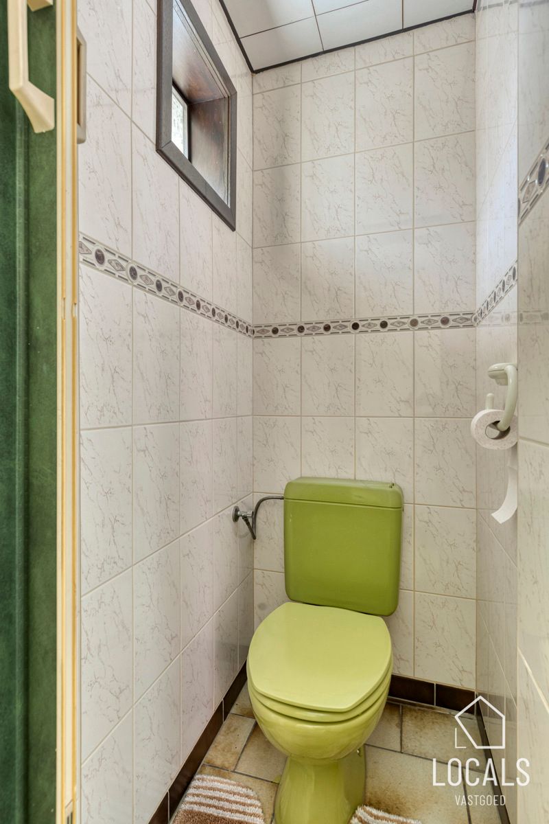 Solide viergevelwoning met potentieel foto 10