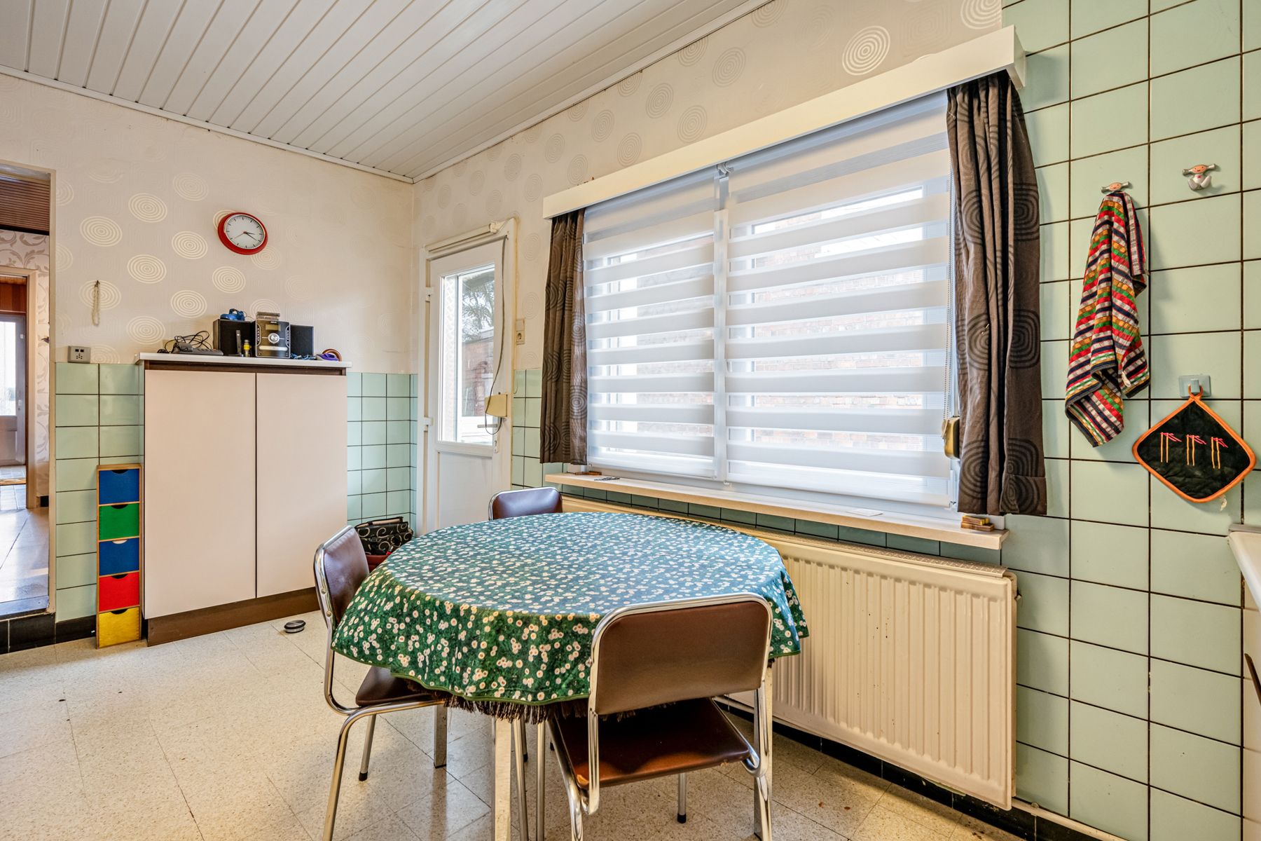 Te renoveren woning met 4 slaapkamers foto 10