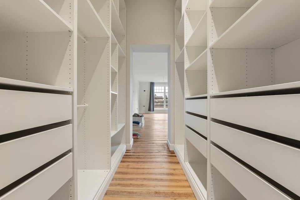 EXCLUSIEF HERENHUIS MET LUXUEUZE AFWERKING IN HET HART VAN SINT-TRUIDEN foto 17