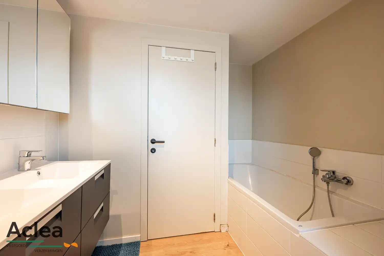 Sfeervolle energiezuinige HOB met diepe tuin foto 18