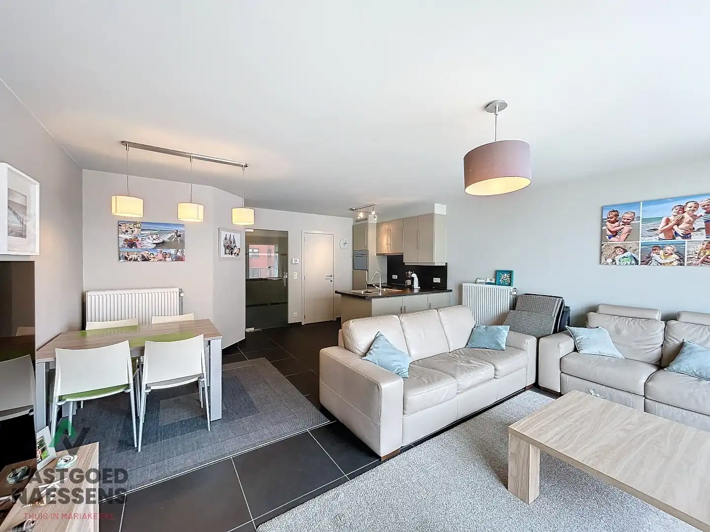 INSTAPKLAAR 2 SLPK APP - ZIJDELINGS ZICHT OP ZEE foto 2